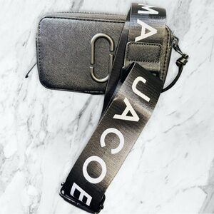 Marc Jacobs Sleek Black Shoulder Bag